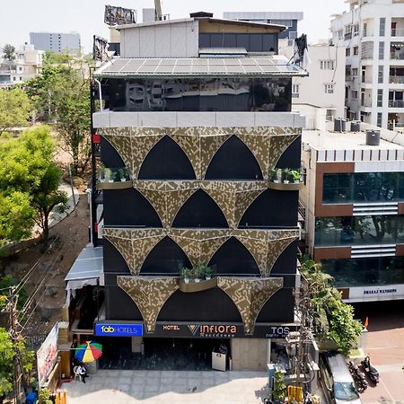 Hotel Oriva Vinflora Residency - Nr Lv Prasad Hospital, Banjara Hills Hyderabad Exterior foto
