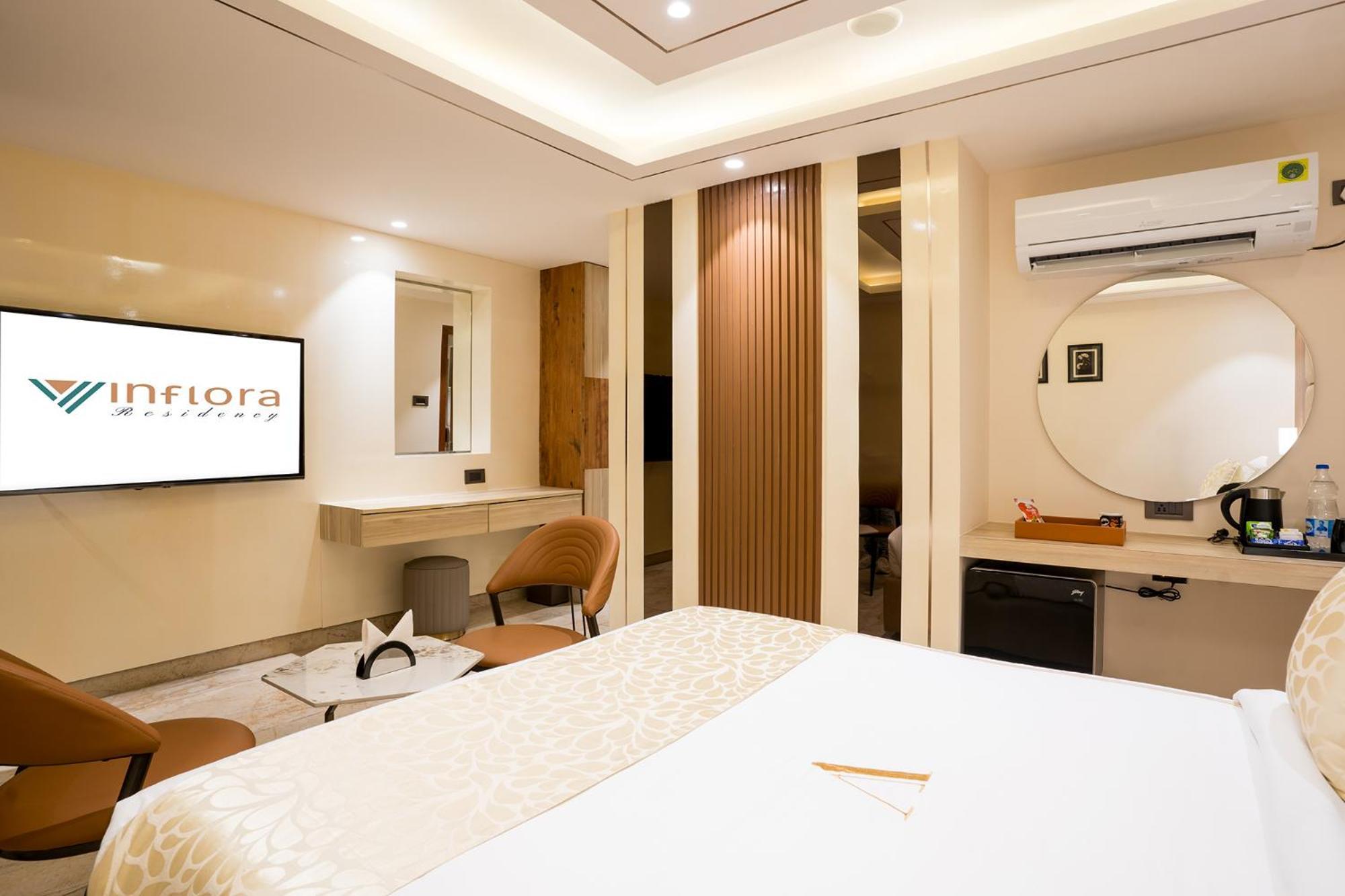 Hotel Oriva Vinflora Residency - Nr Lv Prasad Hospital, Banjara Hills Hyderabad Exterior foto