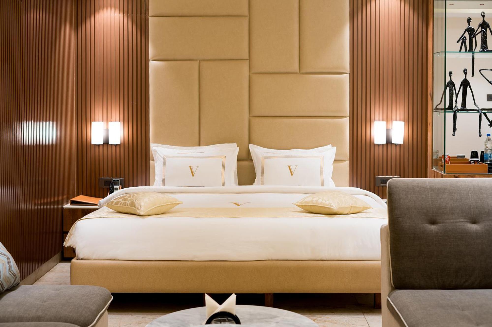 Hotel Oriva Vinflora Residency - Nr Lv Prasad Hospital, Banjara Hills Hyderabad Exterior foto